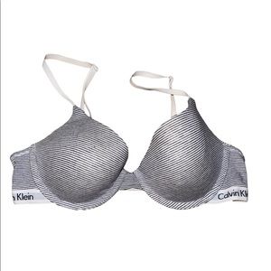 BRAND NEW CALVIN KLEIN BRA